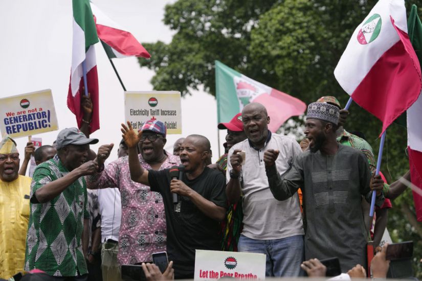 Nigeria Loses Electricity And Major Airports Close As Unions Begin Strikes