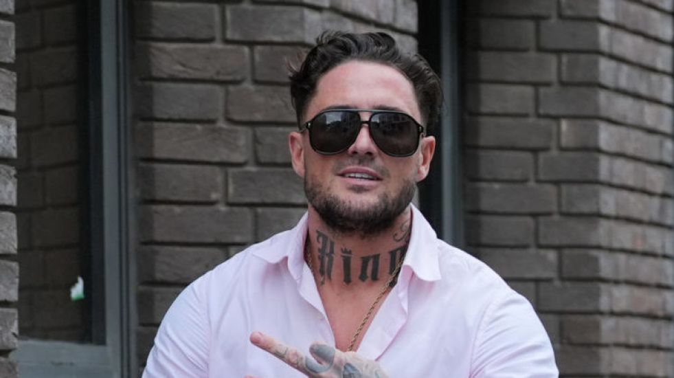 Stephen Bear Pays Back €26,000 Illegally Earned From Sharing Sex Tape
