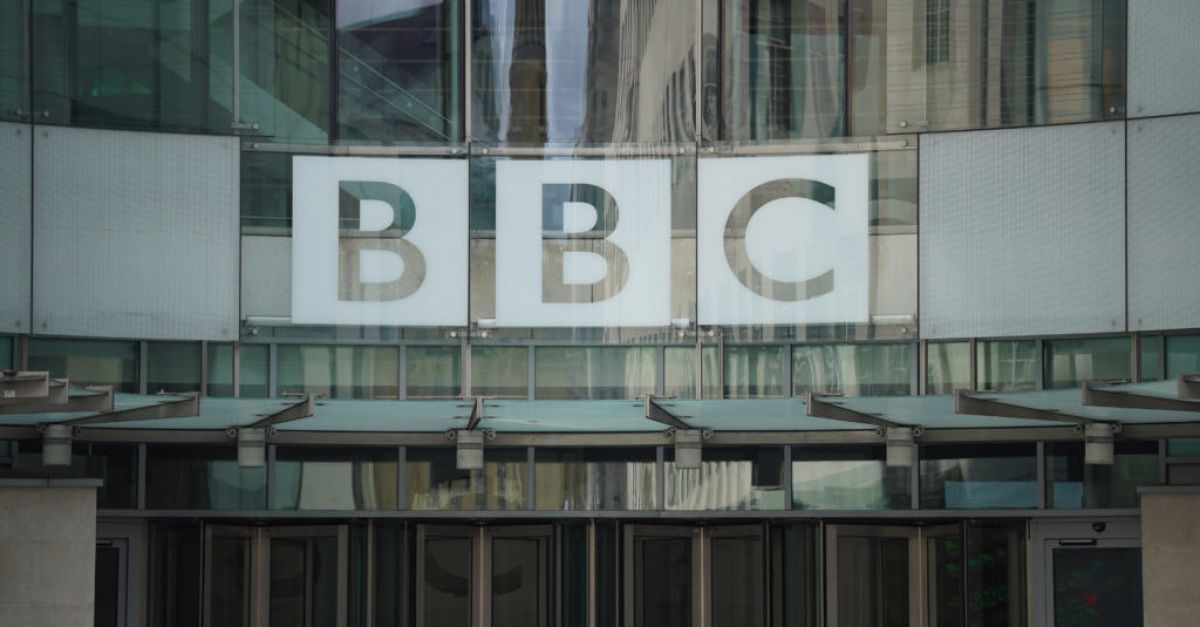 BBC се извини за неподходящ коментар който беше заловен по