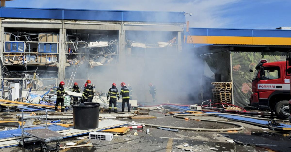 Експлозия в румънски магазин за домашни любимци рани най-малко 13 души