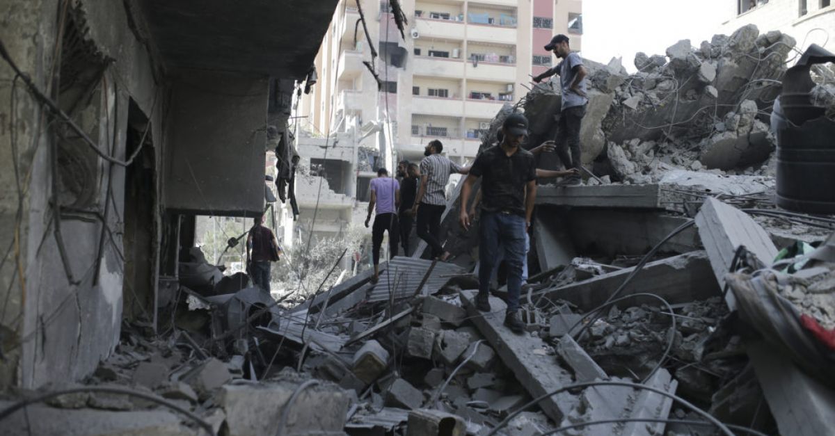 Най малко 274 палестинци са били убити при израелската въздушна и