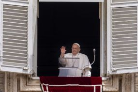 Pope Appeals For Urgent Humanitarian Aid For Gaza And Backs Ceasefire Proposals