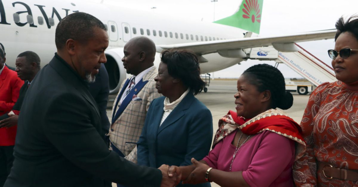 Вицепрезидентът на Малави и още девет загинаха при самолетна катастрофа