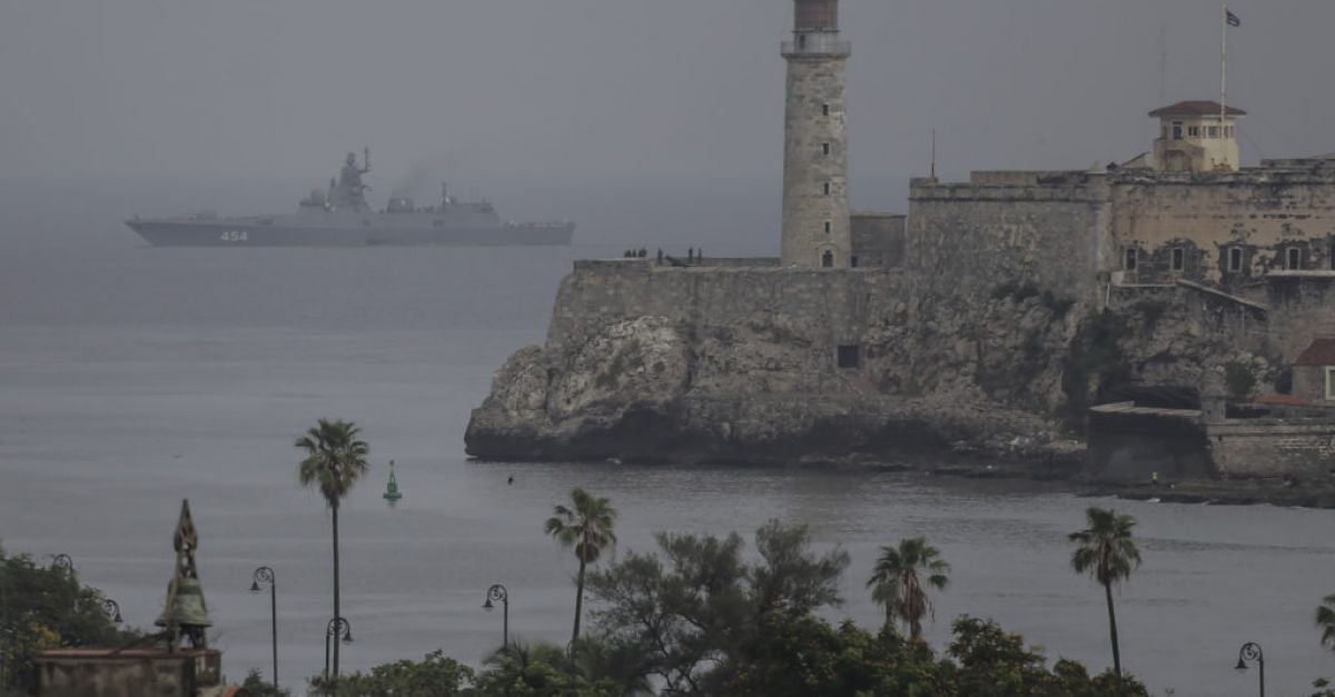 Руски военни кораби достигнаха кубинските води преди военните учения в Карибите