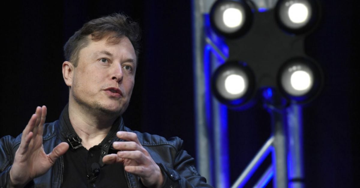 Уволнени служители на SpaceX съдят компания за неправомерно уволнение на критиците на Илон Мъск
