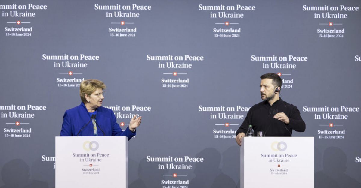 Зеленски разглежда „историята, която се прави“ на организираната от Швейцария мирна конференция в Украйна