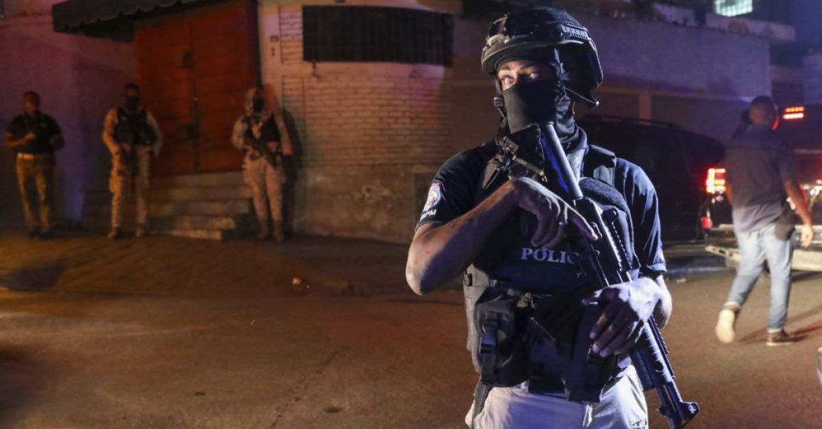 Началникът на полицията в Хаити сменен, след като повече служители бяха убити от банди