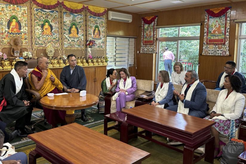 Us Delegation Meets Dalai Lama In India – Sparking Anger From China