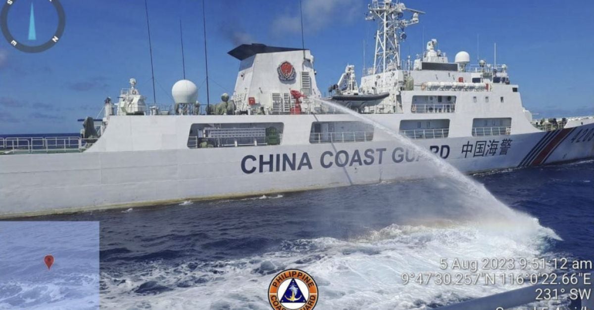 Филипините изискват връщане на пушки след сблъсък в оспорваното Южнокитайско море