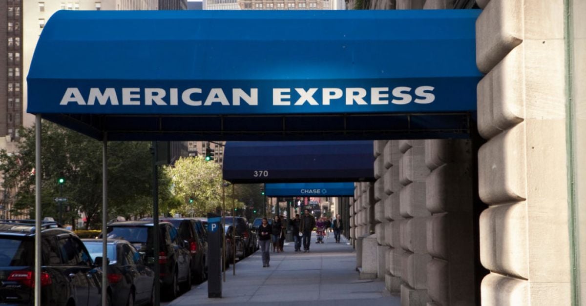 American Express ще придобие платформата за резервации за хранене и