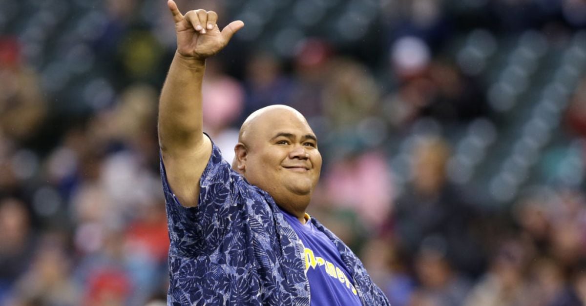 Звездата от Hawaii Five-0 и бивш борец по сумо Тейлър Уили почина на 56