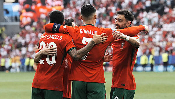 Bizarre Samet Akaydin own goal helps Portugal reach Euro 2024 knockout stages