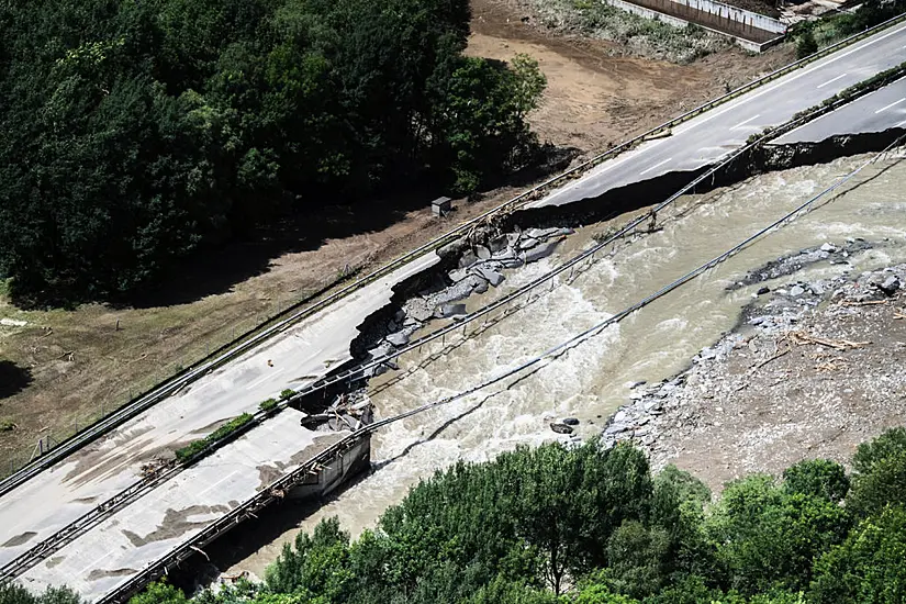 Body Found As Swiss Rescuers Scour Debris After Landslide