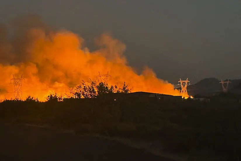 Arizona Wildfire Advances After Forcing Evacuations Near Phoenix