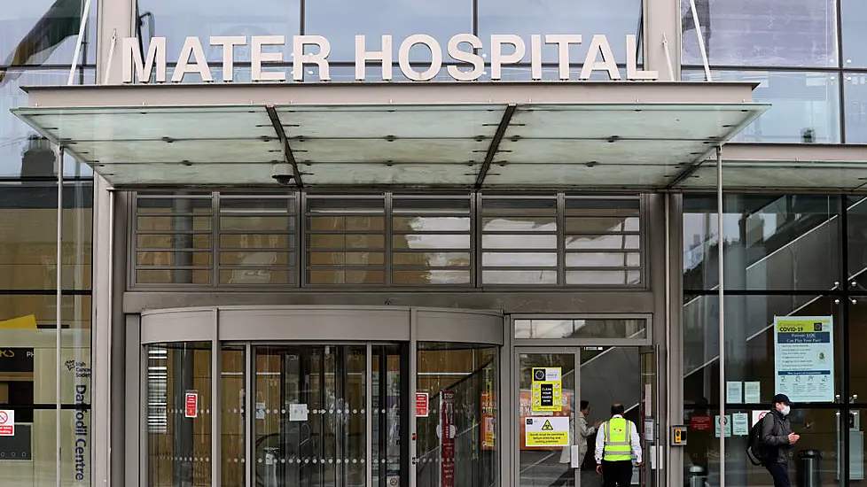 Mater Hospital Warned Of Risk Of 'Catastrophic Technical Failure' Following Summer It Glitch