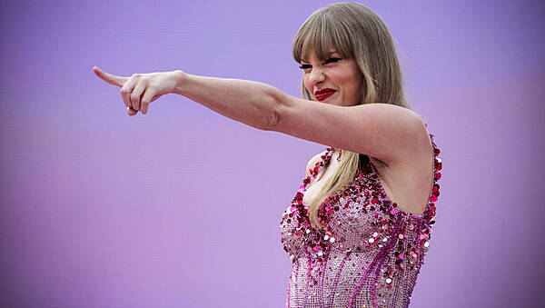 Taylor Swift concerts brought huge spending surge to Dublin, BOI survey finds