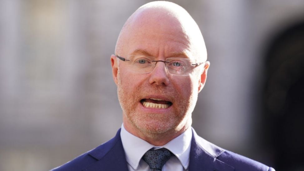 Sinn Féin Criticises Donnelly’s ‘List Of Incompetencies’