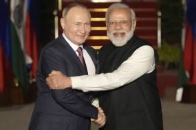 Indian Pm Arrives In Russia On First Visit Since Invasion Of Ukraine Began
