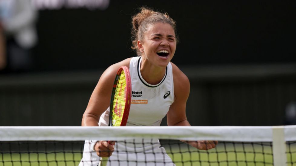 Jasmine Paolini Wins Wimbledon Semi-Final Thriller Against Tearful Donna Vekic