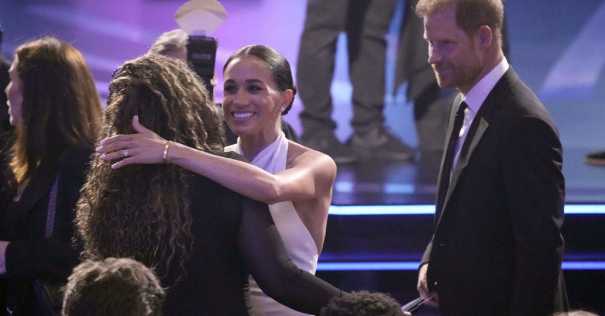 Meghan Markle arrives at awards ceremony in support of Harry | BreakingNews.ie