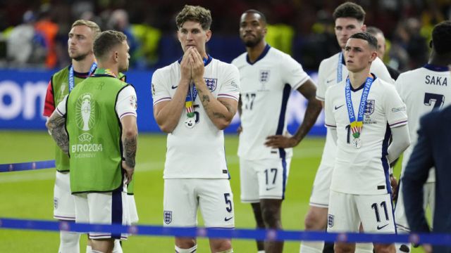 Gary Neville Insists England Need To Adjust Style When Playing Bigger Nations