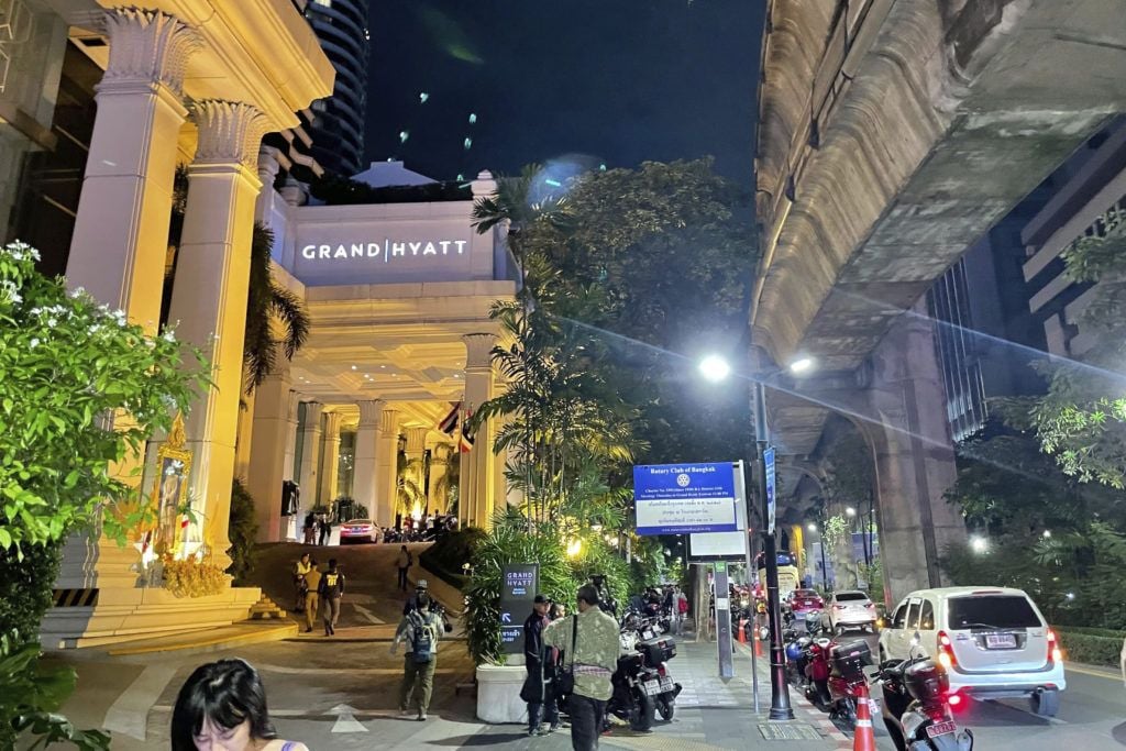 Six people found dead in luxury Bangkok hotel