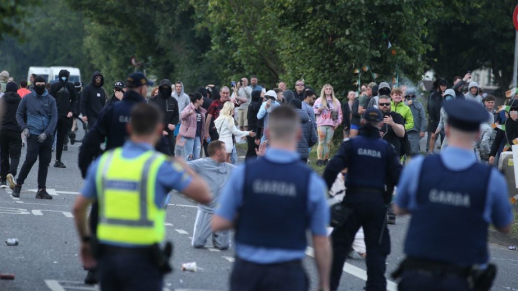 Three gardaí injured, one man arrested following further unrest in Coolock
