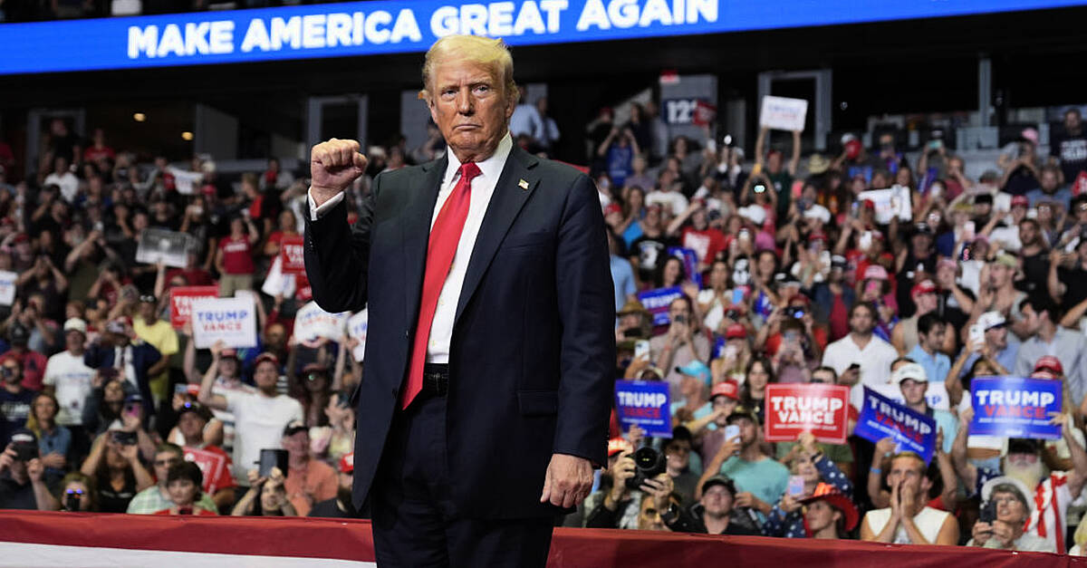 Upbeat Donald Trump returns to stage one week after assassination attempt