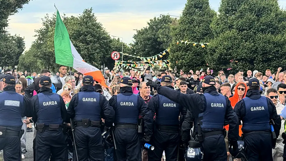 Actions Of Far-Right And Gardaí Raised By Public In Coolock