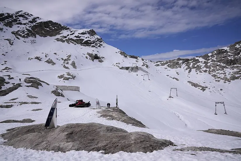 Teenager Dies After Being Struck By Lightning On Germany’s Highest Peak