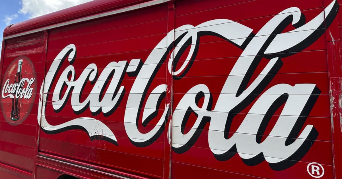 Coca Cola повишава прогнозите си за продажбите за цялата година