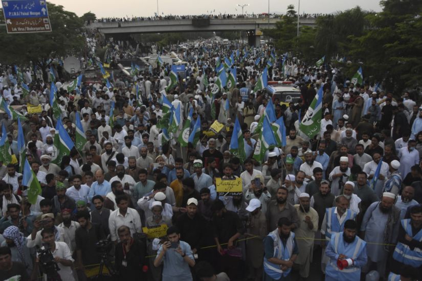 Skyrocketing Power Bills Spark Protests Near Pakistan’s Capital