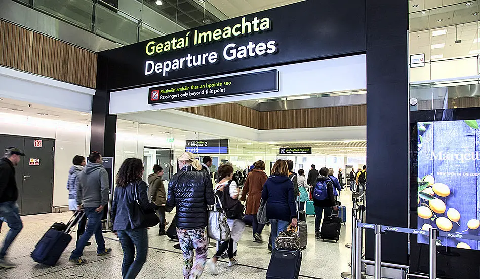 Almost Half A Million People Expected To Pass Through Dublin Airport This Weekend