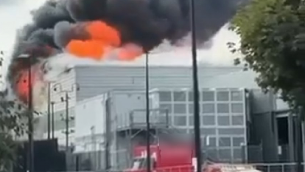 Gardaí and Fire Brigade at scene of fire in North Dublin