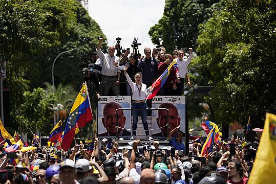 Venezuela’s Top Prosecutor Announces Criminal Probe Against Opposition Leaders