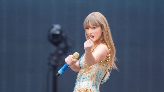 Taylor Swift Leads Pack For Mtv Video Music Awards With 10 Nominations