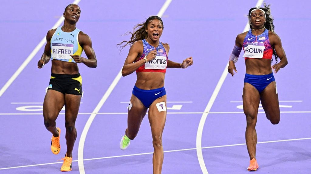 Gabby Thomas lands first 200m global title