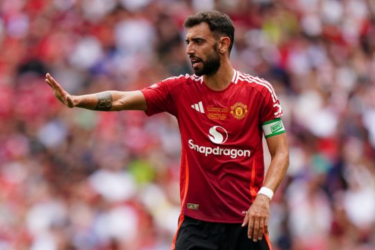 Bruno Fernandes Signs New Manchester United Deal