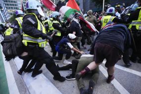 Protesters Clash With Police Outside Israeli Consulate In Chicago