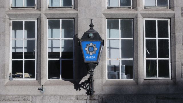 Three Arrested After Gardaí Seize Loaded Sawn-Off Shotgun In Dublin