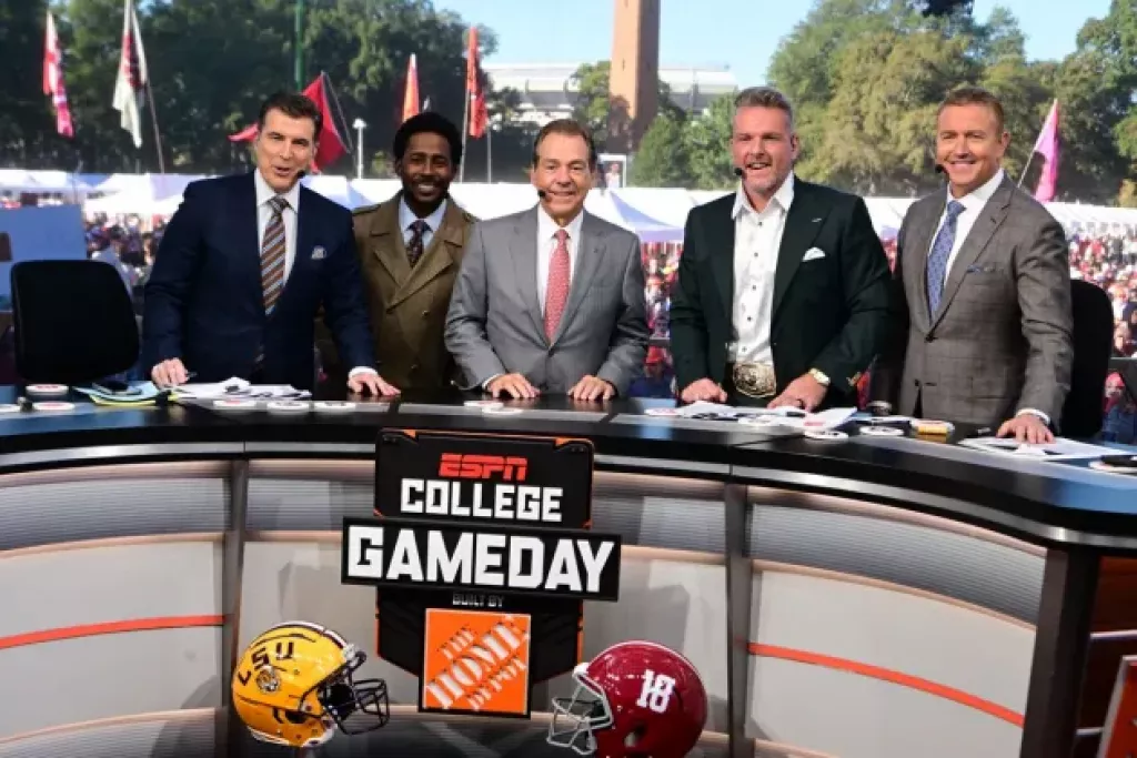 Dame Street to be closed off to traffic as College GameDay comes to Dublin