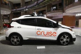 Gm-Owned Cruise Partnering With Uber To Offer Driverless Rides In Us