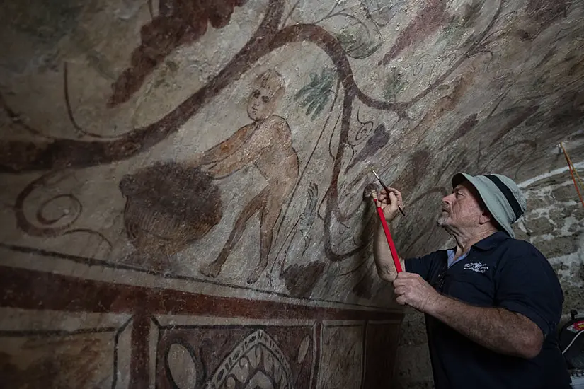 Ancient Tombs Featuring Magnificent Wall Paintings Open To Public In Israel