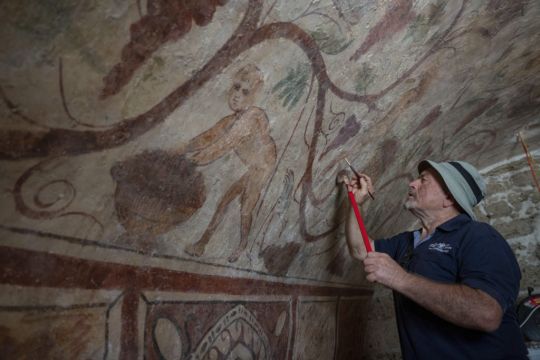 Ancient Tombs Featuring Magnificent Wall Paintings Open To Public In Israel