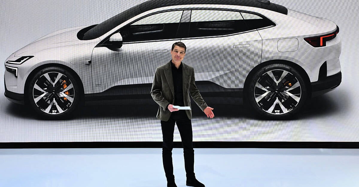 Polestar сменя настоящия си главен изпълнителен директор Томас Ингенлат с