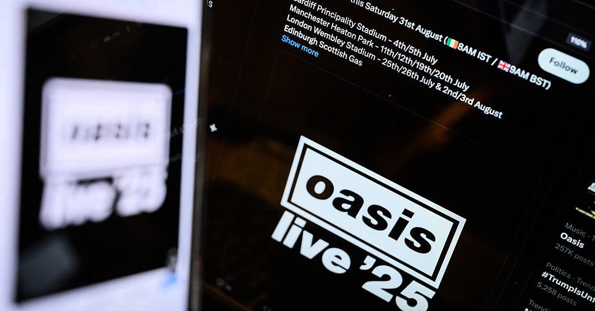 Някои щастливи фенове на Oasis ще имат ранен шанс в