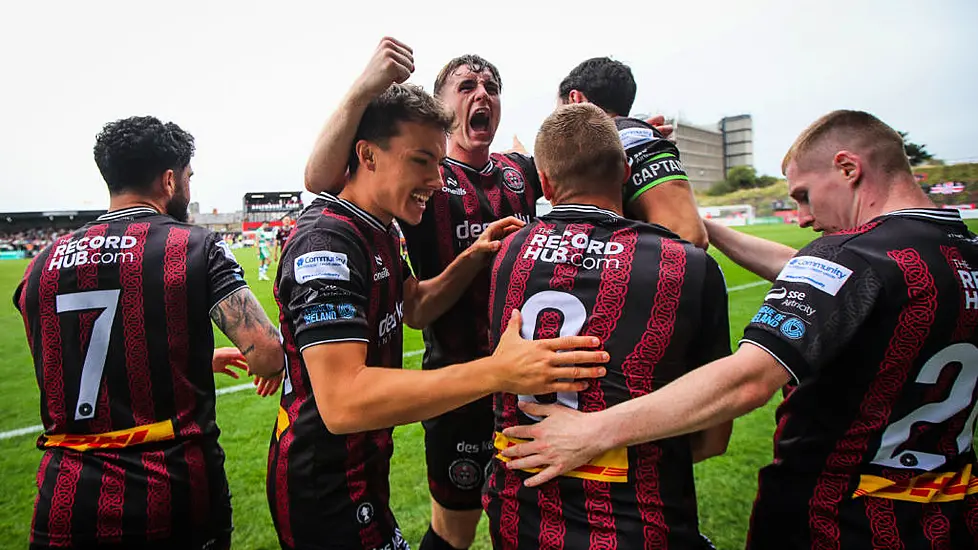 Loi: Bohemians Defeat 10-Man Shamrock Rovers