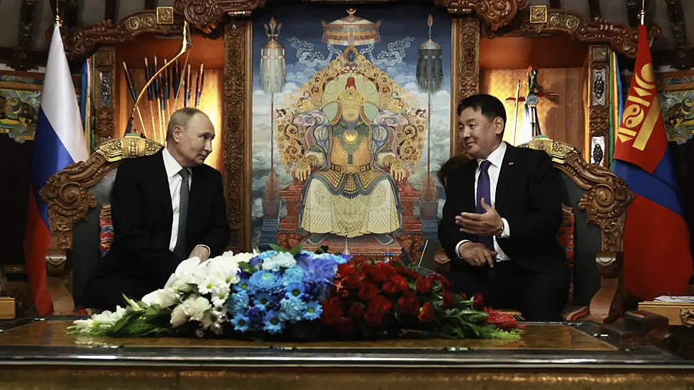 Mongolia Ignores International Warrant For Putin’s Arrest