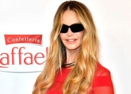 Elle Macpherson Reveals Secret Breast Cancer Diagnosis – How To Spot The Warning Signs