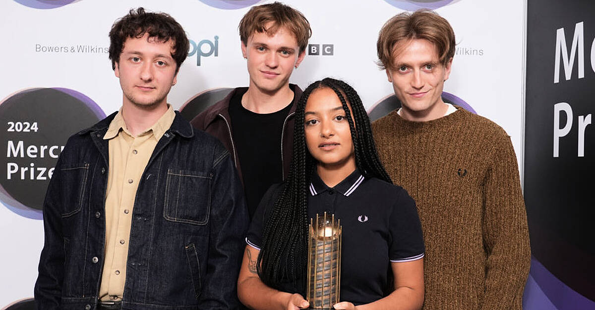 Mercury Prize 2024: CMAT пропуска като победители като инди банда English Teacher